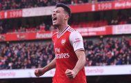 Gary Neville cũng phấn khích với sao Arsenal