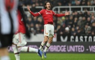 Ngày Cavani làm lu mờ Ronaldo