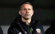 Giggs ném bạn gái ra khỏi phòng khách sạn trong tình trạng khỏa thân