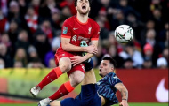 Bỏ bóng đá người, Granit Xhaka lại khiến Arsenal khốn đốn