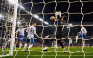 M.U mất điểm đáng tiếc, De Gea thốt lên 2 từ