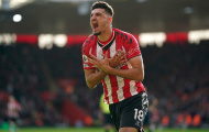 Arsenal gây sốc với họng pháo của The Blues? 