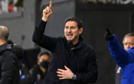 Chưa đến Everton, Frank Lampard đã làm khó Arsenal