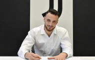 Juventus chính thức mua trung vệ vào giờ chót