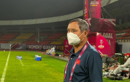 HLV Mai Đức Chung: 'Thương học trò, nhiều người ra sân không thở được...'