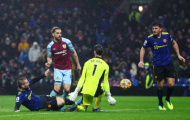 'Harry Maguire tệ hại, may mắn còn ở lại trên sân'