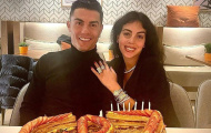 Ronaldo và Rodriguez sẽ làm đám cưới cổ tích?