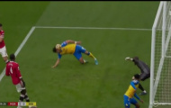 David De Gea suýt hóa tội đồ