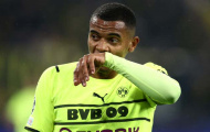 Man Utd ra lời đề nghị cho trung vệ 30 triệu Dortmund