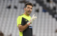 Buffon gia hạn hợp đồng với Parma, chơi bóng đến 46 tuổi