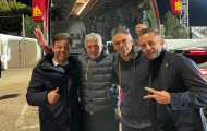 Mourinho trốn ở xe buýt xem chiến thắng nghẹt thở của Roma