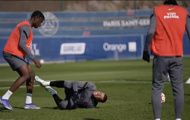 Khiến Mbappe đau đớn, sao PSG bị khủng bố trên MXH