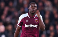 Zouma trả giá bằng túi tiền sau sự việc hành hung mèo