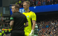 Trận đấu giữa Celtic và Rangers bị ngừng lại vì một sự cố nguy hiểm
