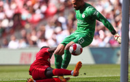 Sao Liverpool tiết lộ cách đưa thủ thành Man City vào bẫy