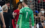 De Gea nổi cáu với Alexander-Arnold sau bàn thua ở phút thứ 5