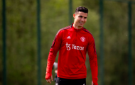 Ronaldo gây bất ngờ lớn trên sân tập Quỷ đỏ