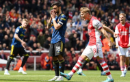 Xhaka 'xát muối' vào nỗi đau của Bruno Fernandes
