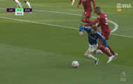 Premier League bị can thiệp để có cái kết hấp dẫn cho tân vương? 