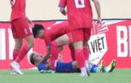 Cầu thủ U23 Lào cứu đối thủ khỏi nuốt lưỡi