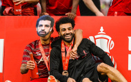 Mane 'quẩy nhiệt' cùng Klopp, 2 Salah xuất hiện