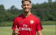 Xoa dịu Saliba, Arsenal có động thái mới