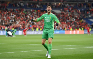 Thibaut Courtois: Người khổng lồ trong đêm Paris huyền diệu