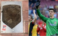 Hậu vô địch, Courtois bị gỡ khỏi con đường danh vọng của Atletico