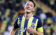 Rõ tương lai Ozil sau khi bị loại khỏi đội một