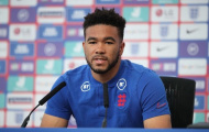 Cầu thủ Chelsea từng nói gì về Sterling?