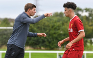 Cờ đến tay truyền nhân của Gerrard
