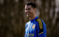 Ronaldo tiếp tục làm khó Man United