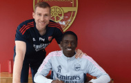 Arsenal ký hợp đồng với tiền đạo 17 tuổi