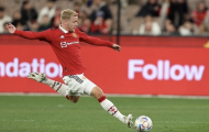 HLV Ten Hag sẵn sàng gạch tên Van de Beek