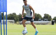 Tân binh Arsenal chọn phong cách giữa Messi và Ronaldo