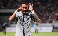Thứ bóng đá xấu xí của Neymar