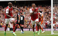 'Cậu ấy không thể ngừng ghi bàn cho Arsenal'