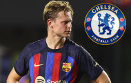 Chelsea cách De Jong một bước chân