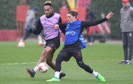 Arsenal chấp nhận mất trắng hậu vệ 27 tuổi