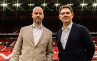 Ten Hag chán nản với John Murtough