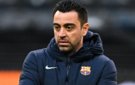 Xavi khó chịu với 3 sao Barca