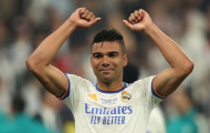 Casemiro gặp trục trặc giấy tờ trước ngày đến MU