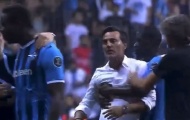 Balotelli lại tính 'tẩn' nhau với HLV