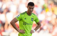 Ronaldo hạ mình với Chelsea