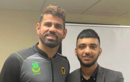 Diego Costa tươi tắn trong màu áo CLB mới