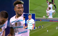 'Phòng thay đồ Chelsea trông thật lộn xộn'
