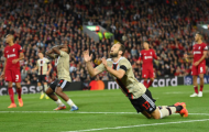 Cựu sao M.U bỏ lỡ khó tin trước Liverpool