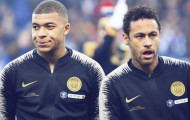 Neymar bỏ đi khi được hỏi về Mbappe