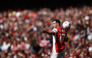 Hậu vệ Arsenal dính chấn thương mới