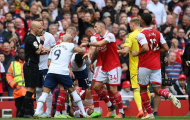 Huyền thoại chỉ ra tình huống hủy hoại trận đấu của Spurs